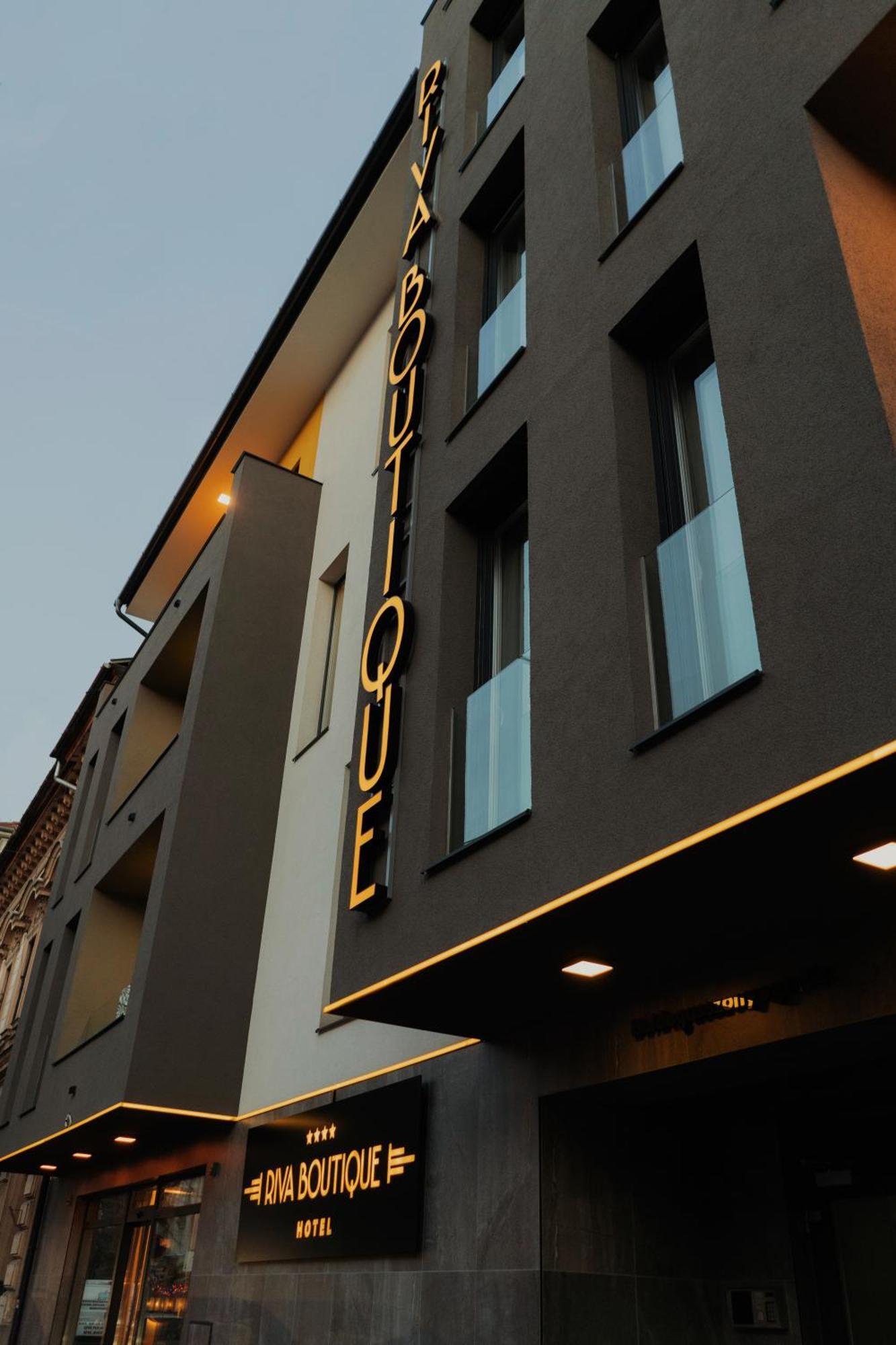 Riva Boutique Hotel แซแก็ด ภายนอก รูปภาพ